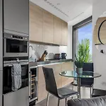 Mysquare Two Bed Serviced Apt In Old Street